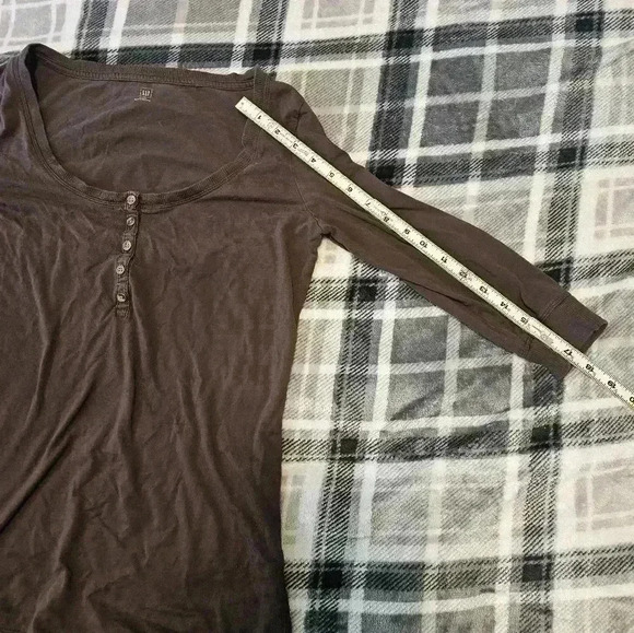 Gap, Women's size medium, brown, half sleeve, scoop neck, blouse - Picture 3 of 9